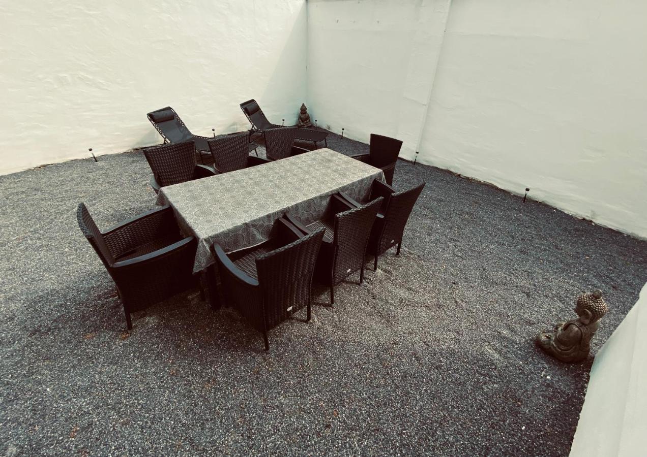 Traumhaftes 1-Zi Apartment Mit Gartennutzung Naehe Krefeld Hbf Esterno foto